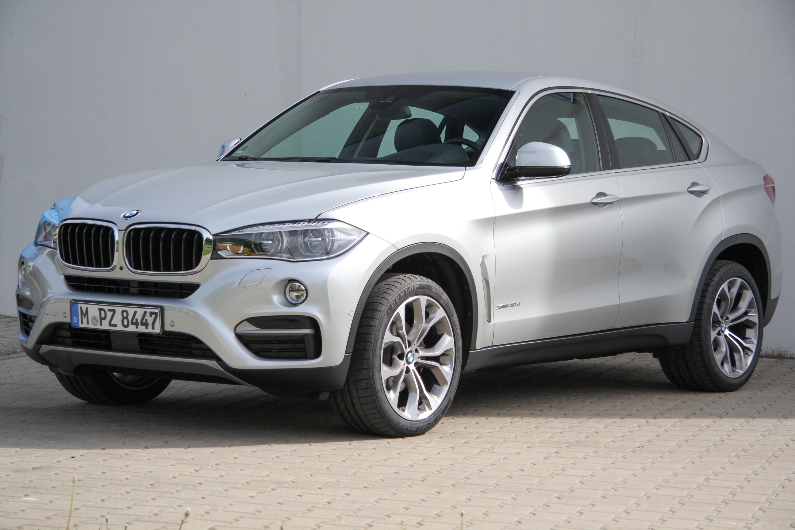 BMW X6 XDRIVE30D test complet, prix, spécifications